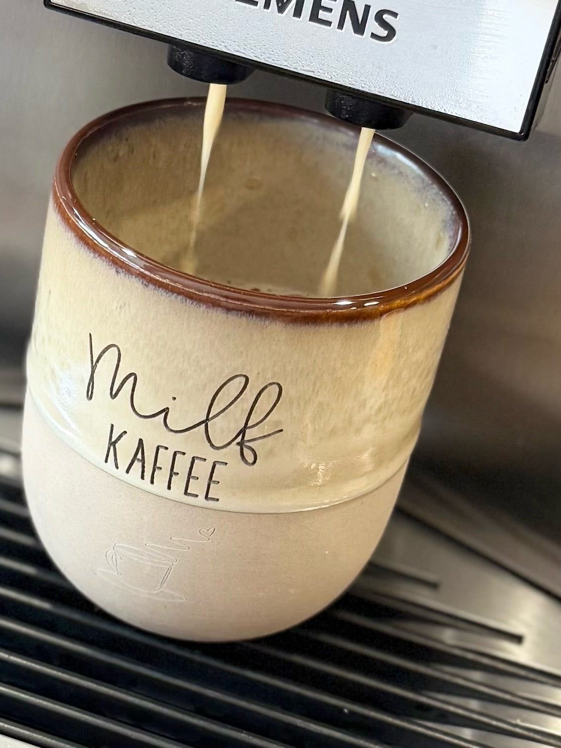 MILF Kaffee Tasse – Für heiße Mamas und starke Nerven!