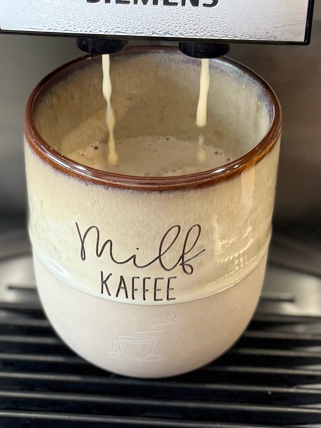 MILF Kaffee Tasse – Für heiße Mamas und starke Nerven!