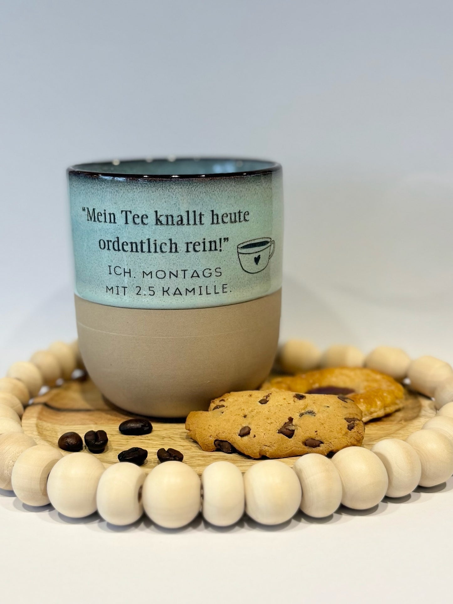 Statement-Tasse aus Keramik – witzig, frech & handveredelt