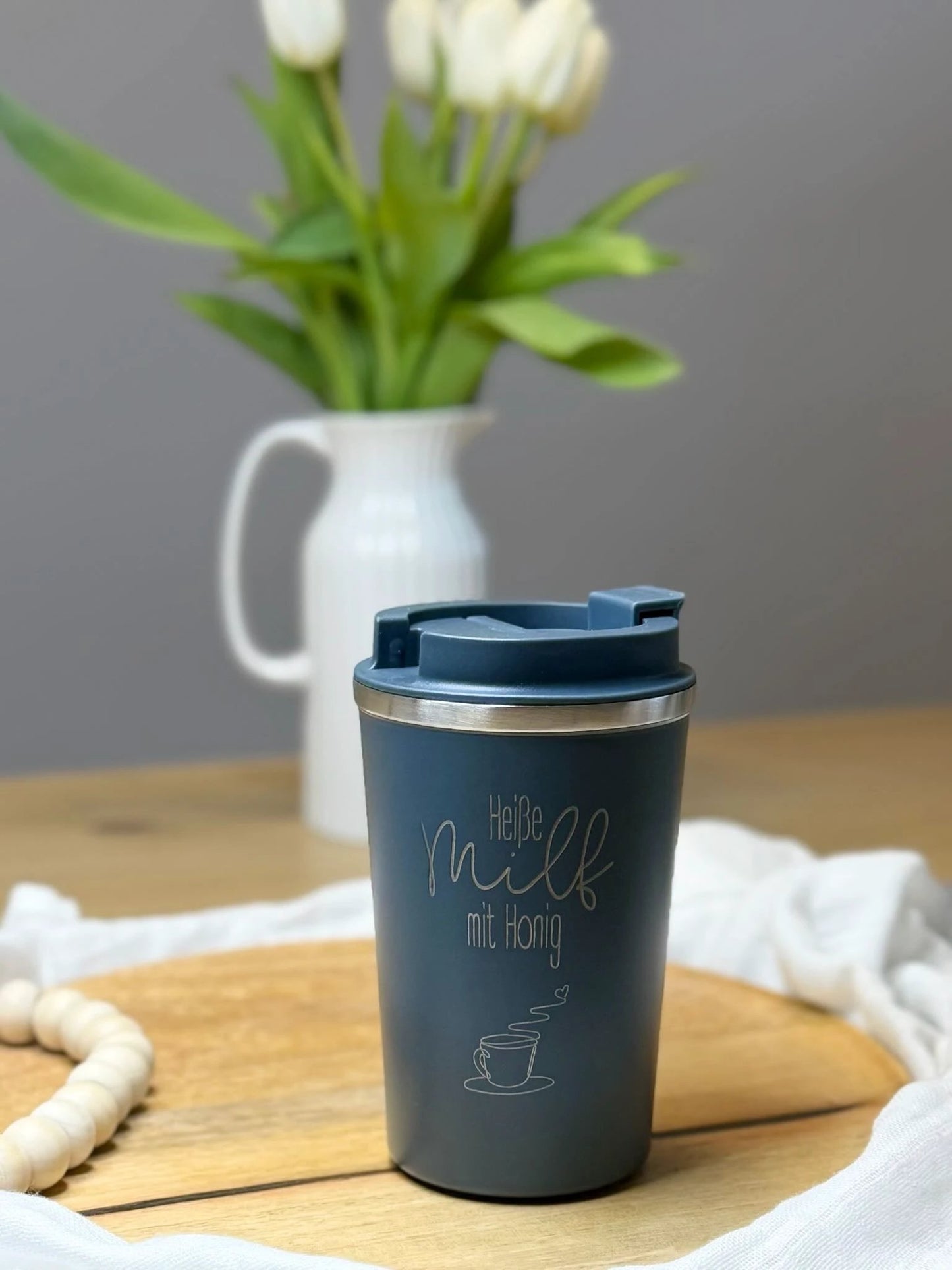 Thermobecher Milf Kaffee | Heiße Milf mit Honig | Edelstahl to go by Lieblingsschuppen.de