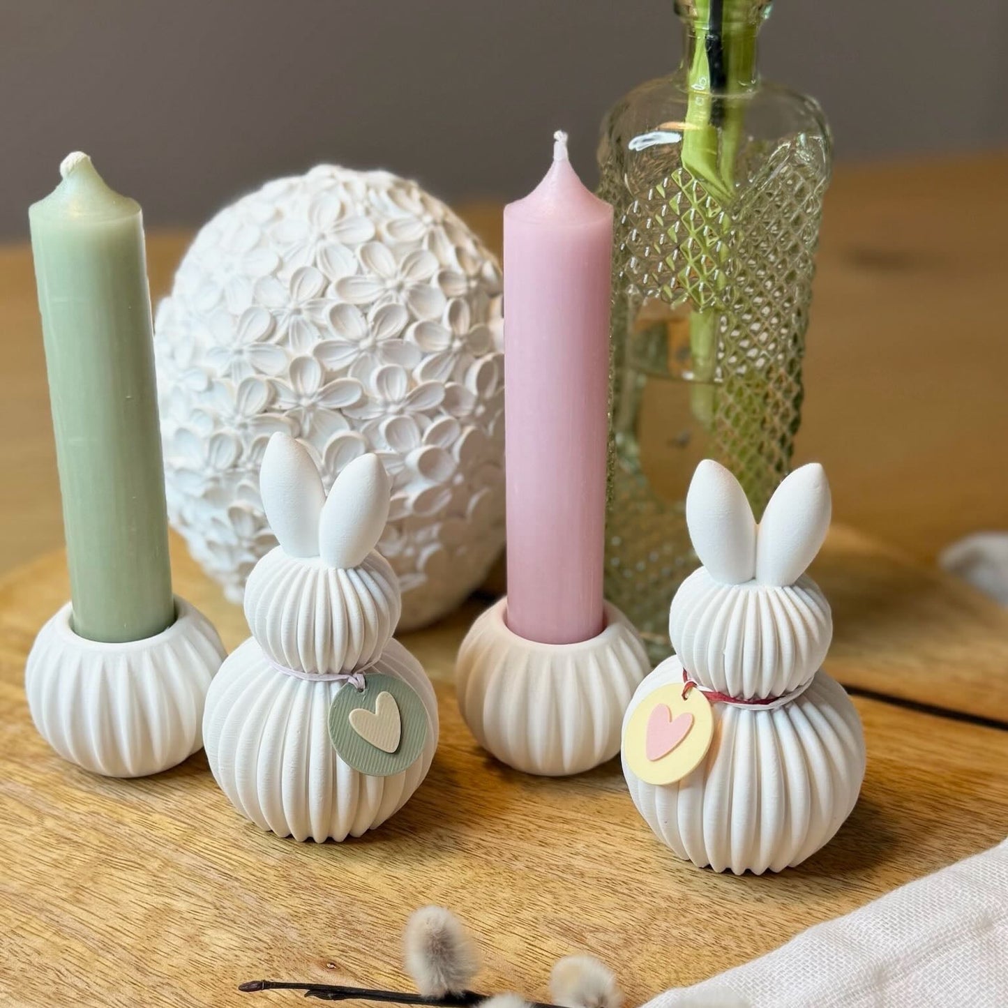 Häschen Kerzenhalter aus Keraflott mit Anhänger - Osterdeko & Geschenk