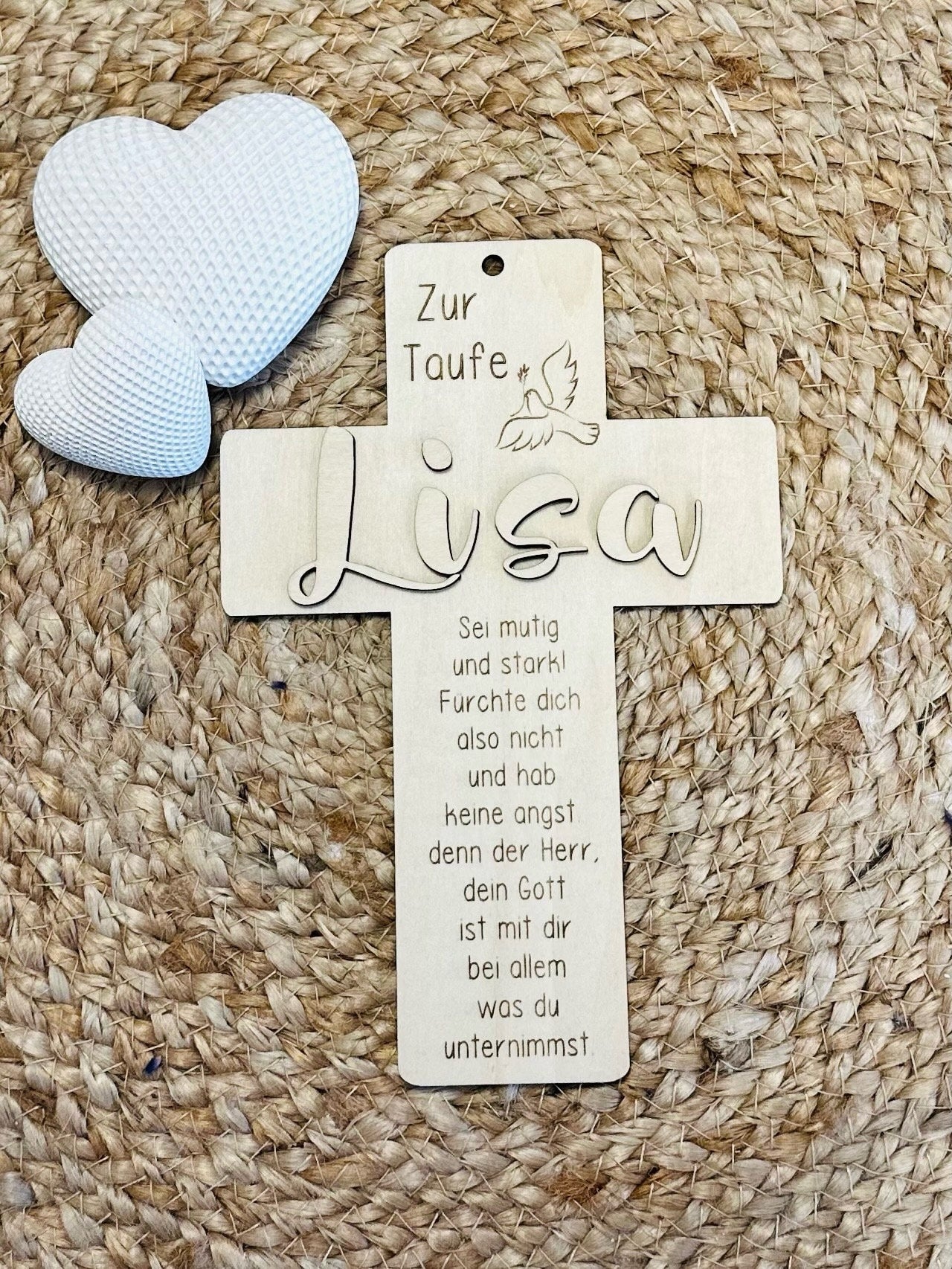Individuelles Taufkreuz aus Holz - Einzigartiges Geschenk zur Taufe, personalisiert, Taufgeschenk
