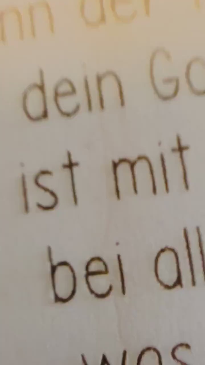 Individuelles Taufkreuz aus Holz - Einzigartiges Geschenk zur Taufe, personalisiert, Taufgeschenk